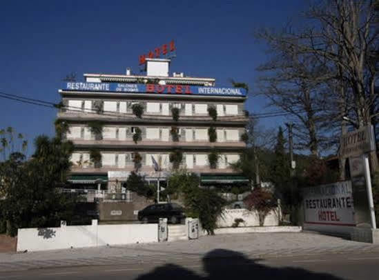 Hotel Internacional ปอร์ริญโญ ภายนอก รูปภาพ
